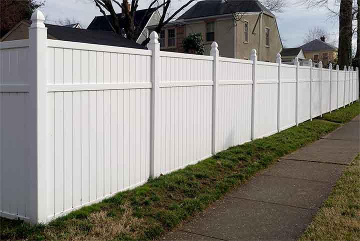 Vinyl Fence Installation - Sound Custom Fences